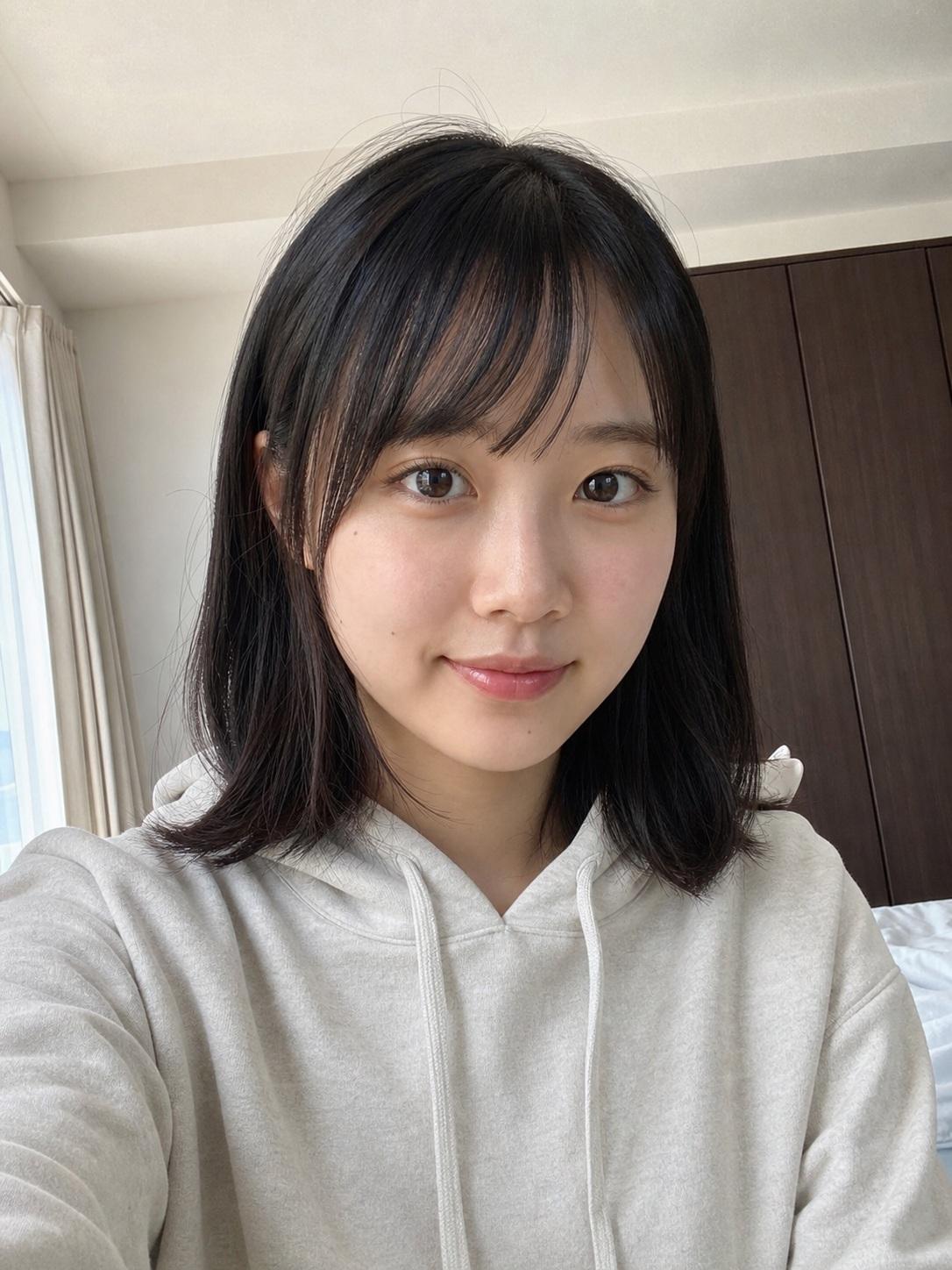 Casual selfie of a Japanese woman before resume photo editing